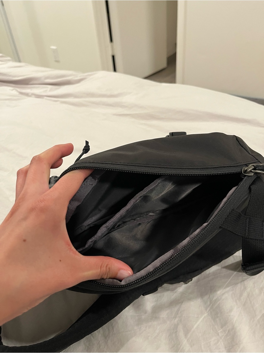 NWOT Patagonia Atom Sling - Picture 6 of 7